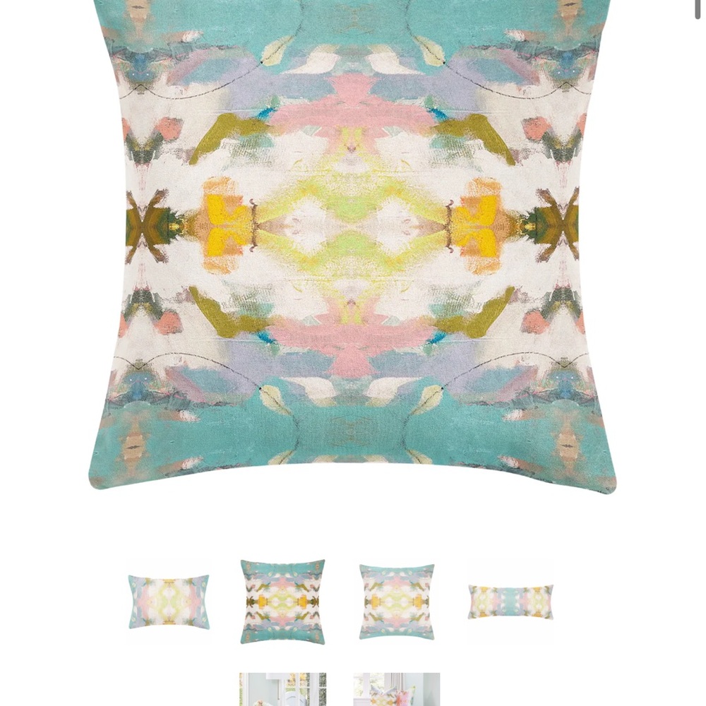 Brand new still in packaging  Laura Park Jaipur 22 x 22 pillow